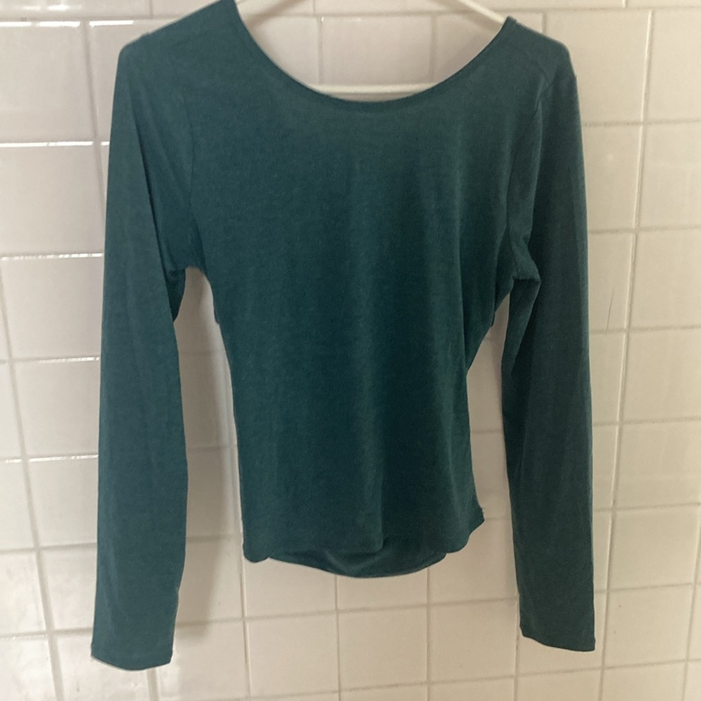 GAP green Fitted Long Sleeve Blouse with cutout Design